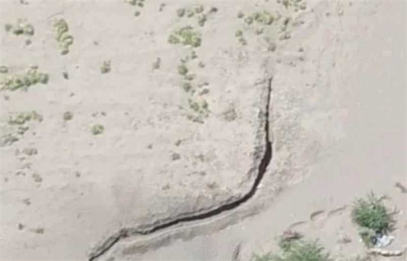 مليشيا الحوثي تُعيد حفر شبكة أنفاق وتحصينات بمحيط مدينة وميناء الحديدة