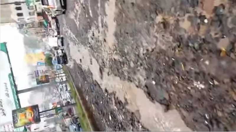 سيول الأمطار تجرف ترقيعات مليشيا الحوثي في المدخل الجنوبي لمدينة إب