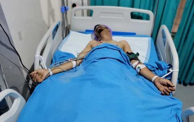 تعز..إصابة مواطن برصاص قناص حوثي في عصيفرة