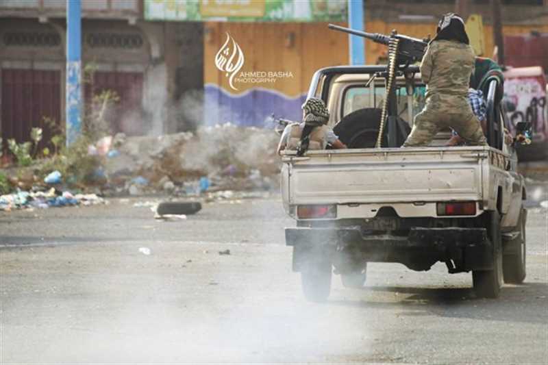 مواجهات عنيفة بين الجيش والحوثيين شمالي تعز 