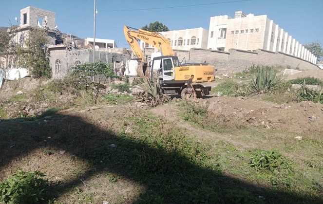 إحباط محاولة اعتداء على أرضية مقبرة غربي مدينة إب