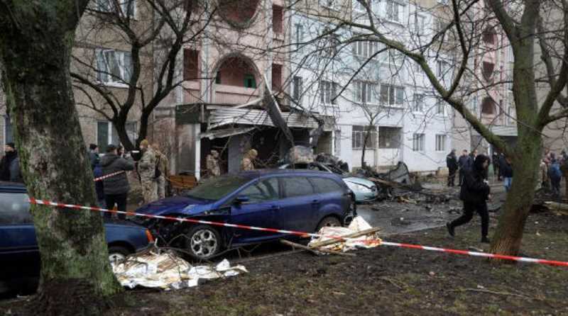 مقتل وزير الداخلية الأوكراني ومسؤولين آخرين في تحطم مروحية قرب كييف