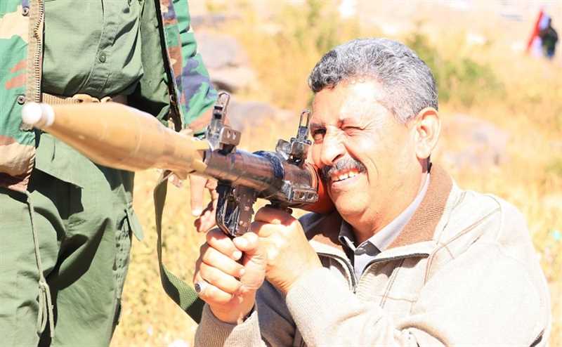 مليشيا الحوثي تواصل إخضاع منتسبي جامعة إب لتدريبات قتالية