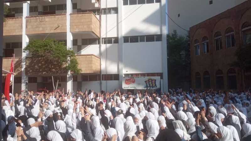 صحيفة: الحوثيون ينفذون عملية إحلال وظيفي واسعة في القطاع التربوي بإب بعد حملة اختطافات واسعة