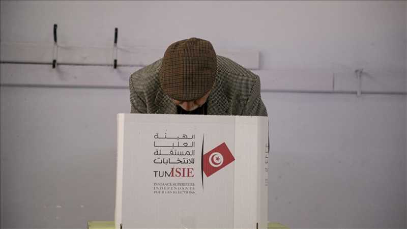 تونس.. 8.8 بالمئة نسبة المشاركة في الانتخابات التشريعية