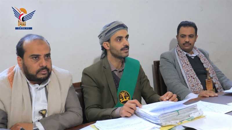 صنعاء.. مليشيا الحوثي تحاكم 12 مختطفاً بتهم التخابر