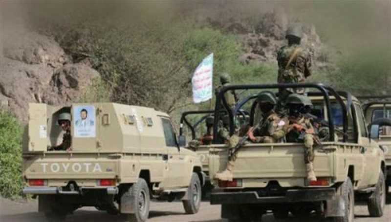 البيضاء..مليشيا الحوثي تدفع بعشرات الأطقم والعربات العسكرية إلى رداع خشية اندلاع احتجاجات واسعة