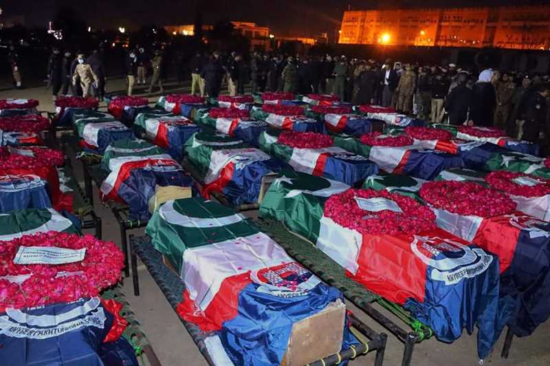 باكستان.. ارتفاع حصيلة ضحايا تفجير المسجد إلى 93 قتيلاً