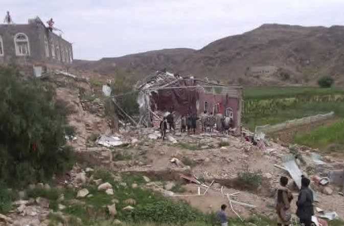 البيضاء.. ميليشيا الحوثي تُفجّر منزل شيخ قبلي في الزاهر