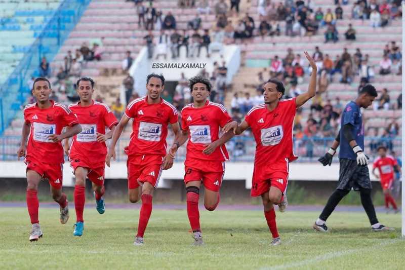 اتحاد إب يفجّر المفاجأة بالفوز على المتصدر شعب حضرموت