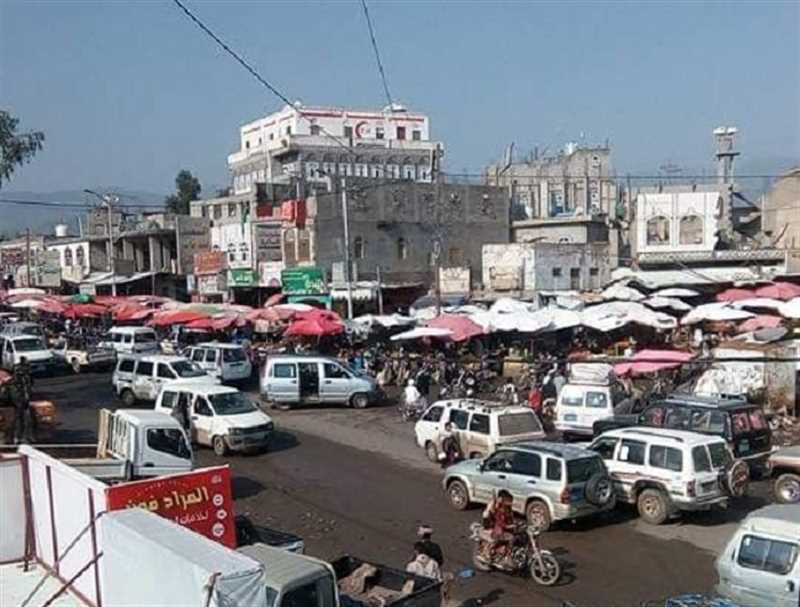 إب..قيادي حوثي يسطو على أرضية مغترب في مفرق جبيش