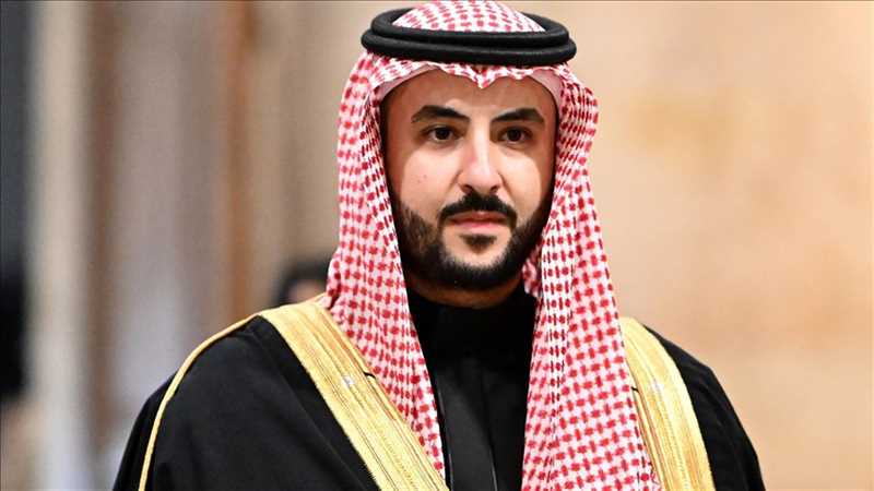 خالد بن سلمان: حان وقت انسحاب "الانتقالي" من حضرموت والمهرة