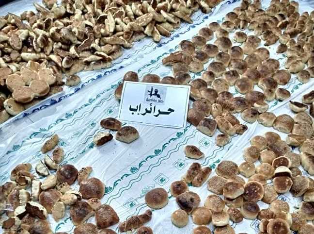 حرائر إب تُسيّر قافلة إسناد غذائية لأبطال الجيش والمقاومة في مأرب وتعز