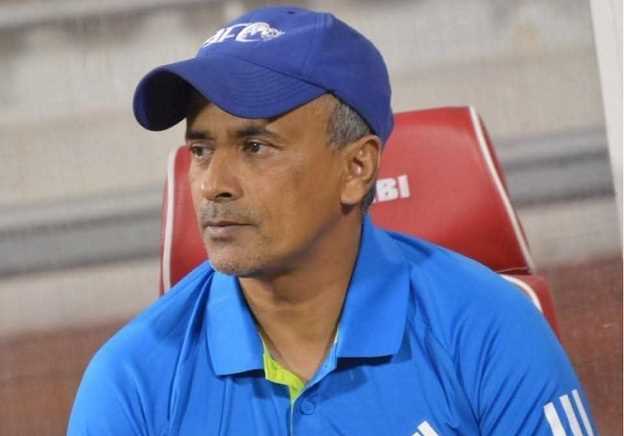 نادي شعب إب يعلن التعاقد مع مدرب جديد استعداداً لمنافسات في بطولة كأس الجهورية