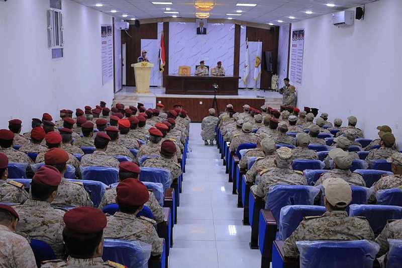 وزير الدفاع: المجتمع الدولي مُجمع على تصنيف الحوثيين كجماعة إرهابية