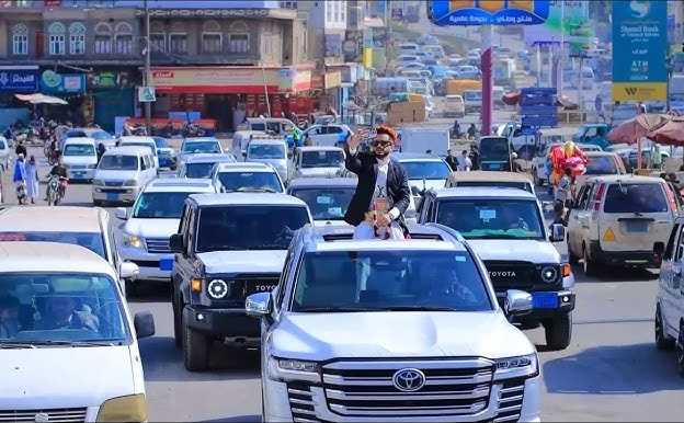 إب.. مليشيا الحوثي تشدد على مواكب الزفاف وجلسات تصوير الأعراس