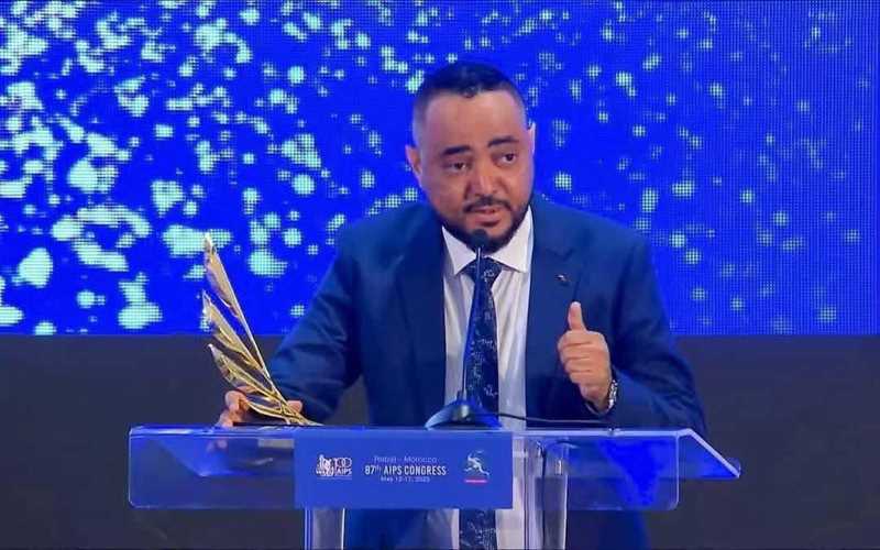 كيان حوثي في إب يمنع المصور الكمالي من التصوير في حفلات التخرج