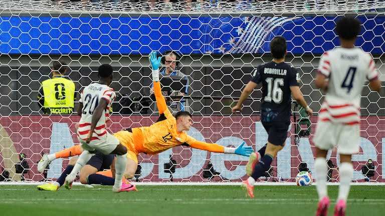 كأس العالم 2026.. الولايات المتحدة تفوز على البارغواي برباعية