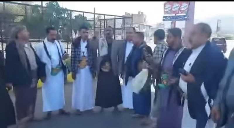 استياء واسع في إب بعد ظهور قيادات حوثية في مقطع يُسيء للصحابة الكرام