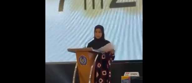 طالبة يمنية من إب تحصد جائزتين دوليتين في مسابقة ثقافية وأكاديمية بإندونيسيا