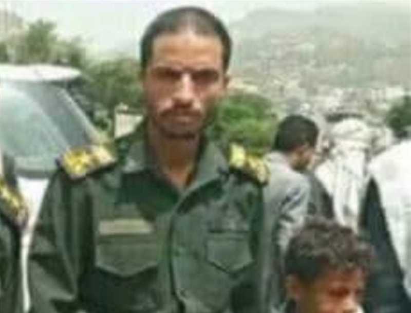 إب..قيادي حوثي يهدد باختطاف مواطنين لإجبارهم على إنارة منزلهم بالإضاءة الخضراء