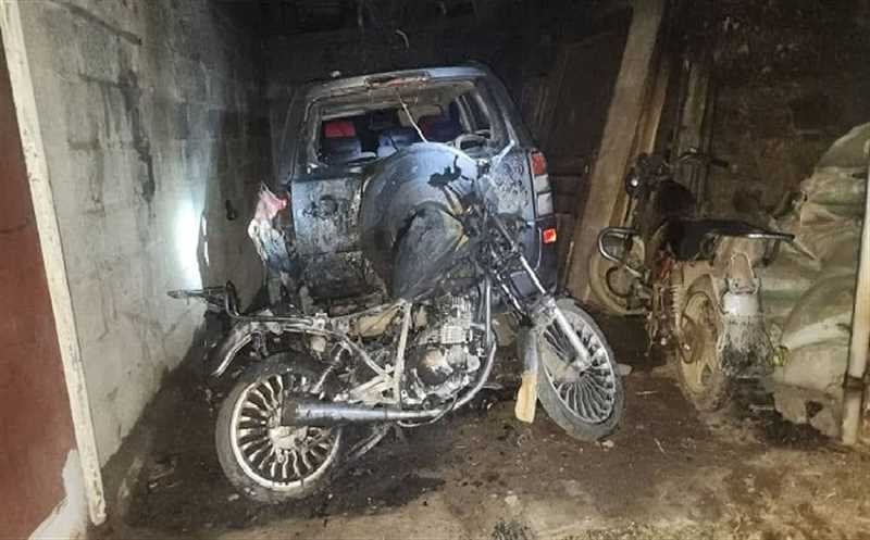 عناصر حوثية تحرق سيارة ودراجة مواطن في إب