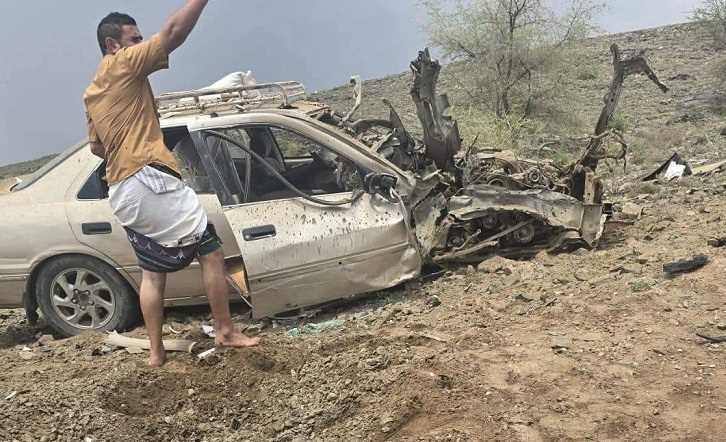 إصابة ثلاثة مدنيين في انفجار لغم حوثي بسيارة في البيضاء