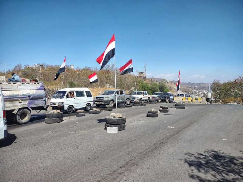 تعز.. مبادرة حكومية لفتح المنفذ الشرقي للمدينة على مدار الساعة خلال شهر رمضان