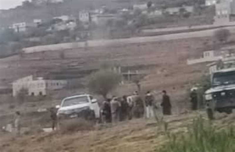 إب..مجاميع حوثية تحاصر قاضيا ومقراص أمنياً في جبلة رفضا لتنفيذ حكم قضائي