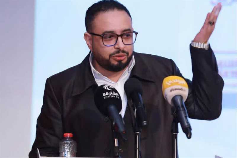 من إب.. الشاعر اليمني جبر البعداني يفوز بجائزة البابطين لأفضل ديوان شعري